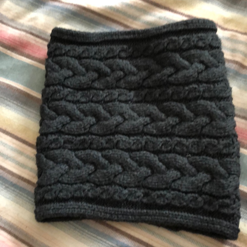 Gap Infinity Chunky Knit Infinity Scarf